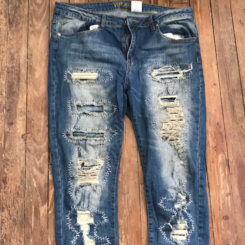 VIP Women's Junior Ripped Distressed Skinny Jeans